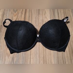 Victoria's Secret Elegant Black Lace Bra